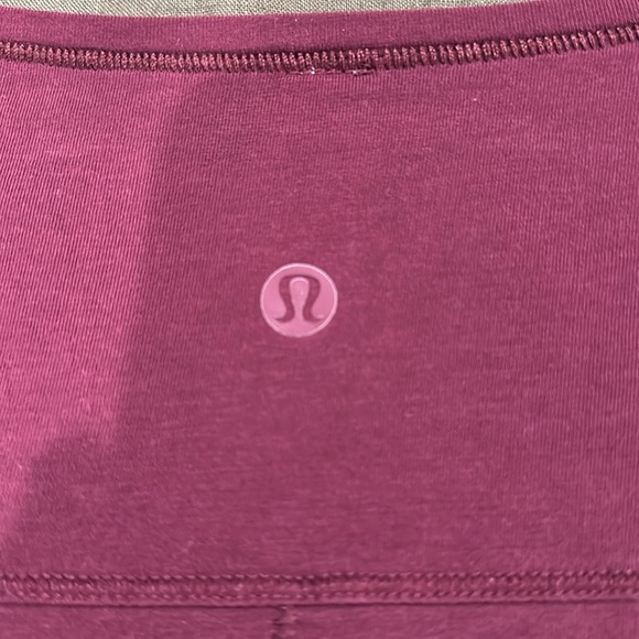 Lululemom long sleeve size 8 - Picture 4 of 4